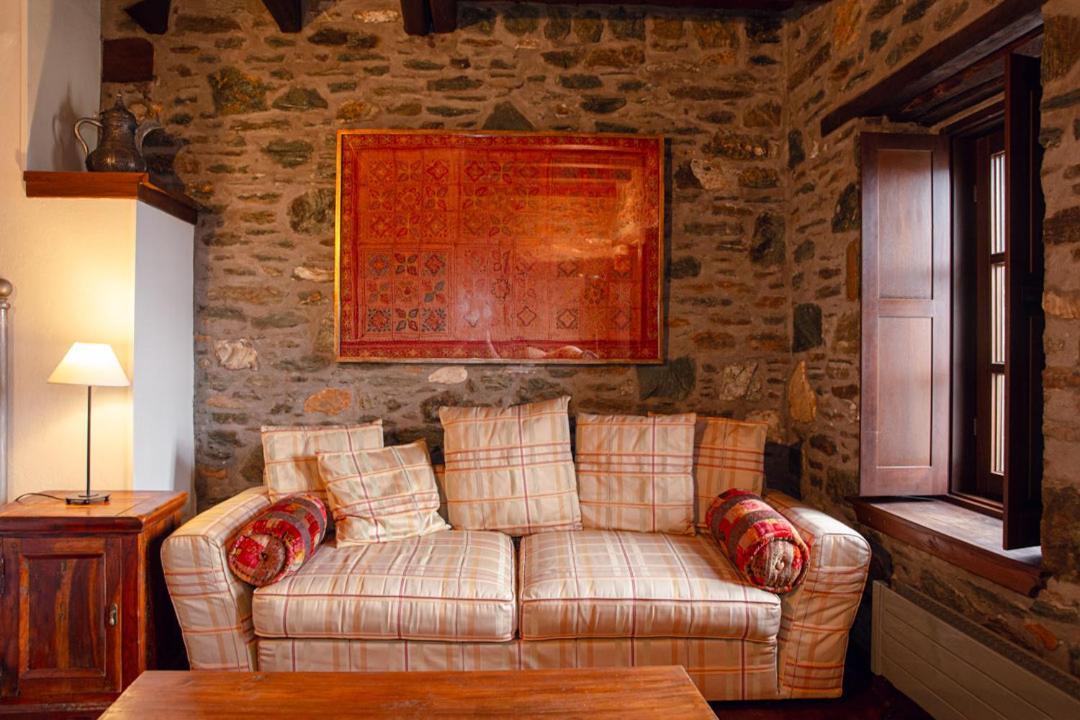 Palio Eleotrivio Guesthouse Agios Lavrentios Exteriér fotografie