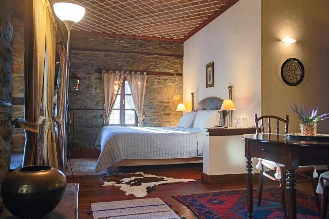 Palio Eleotrivio Guesthouse Agios Lavrentios Exteriér fotografie